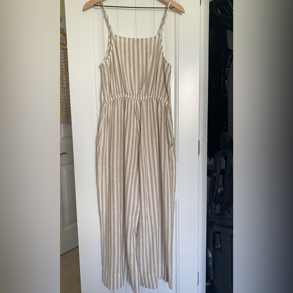 NWT Loft Outlet Tie Front Striped Linen Blend Tan & White Jumpsuit Size S - Picture 4 of 11